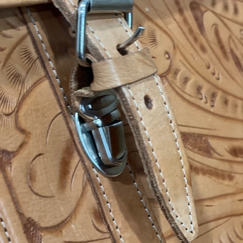 🧳 Hand-Tooled Leather Briefcase Satchel – Vintage Western‎ Office Field Bag - Picture 3 of 10